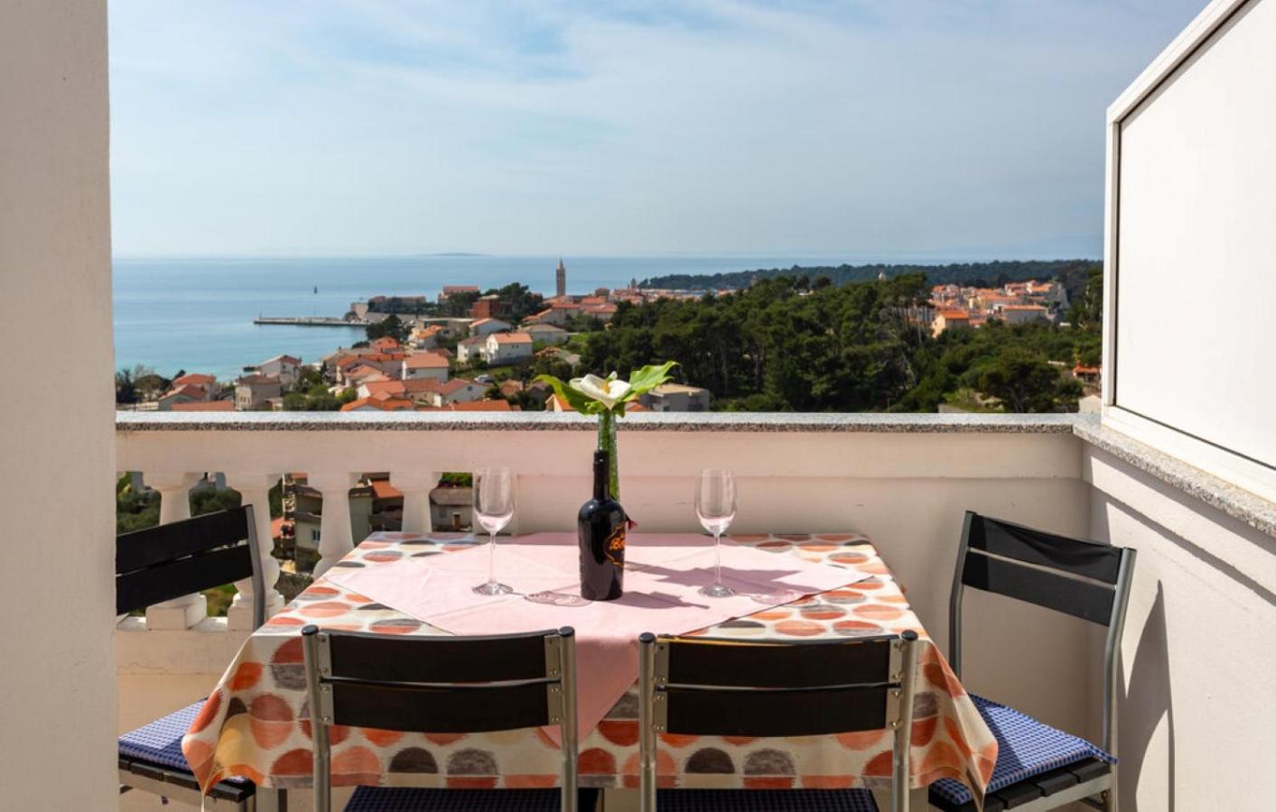 Guest House Lucija Banjol Екстериор снимка