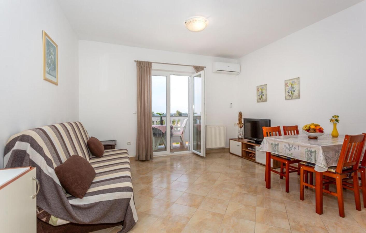 Guest House Lucija Banjol Стая снимка